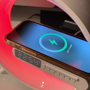 The G11 LED Wireless Charging Speaker - NIB